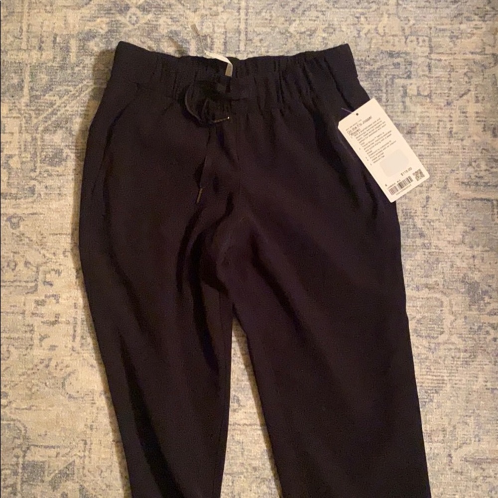 Lululemon joggers
